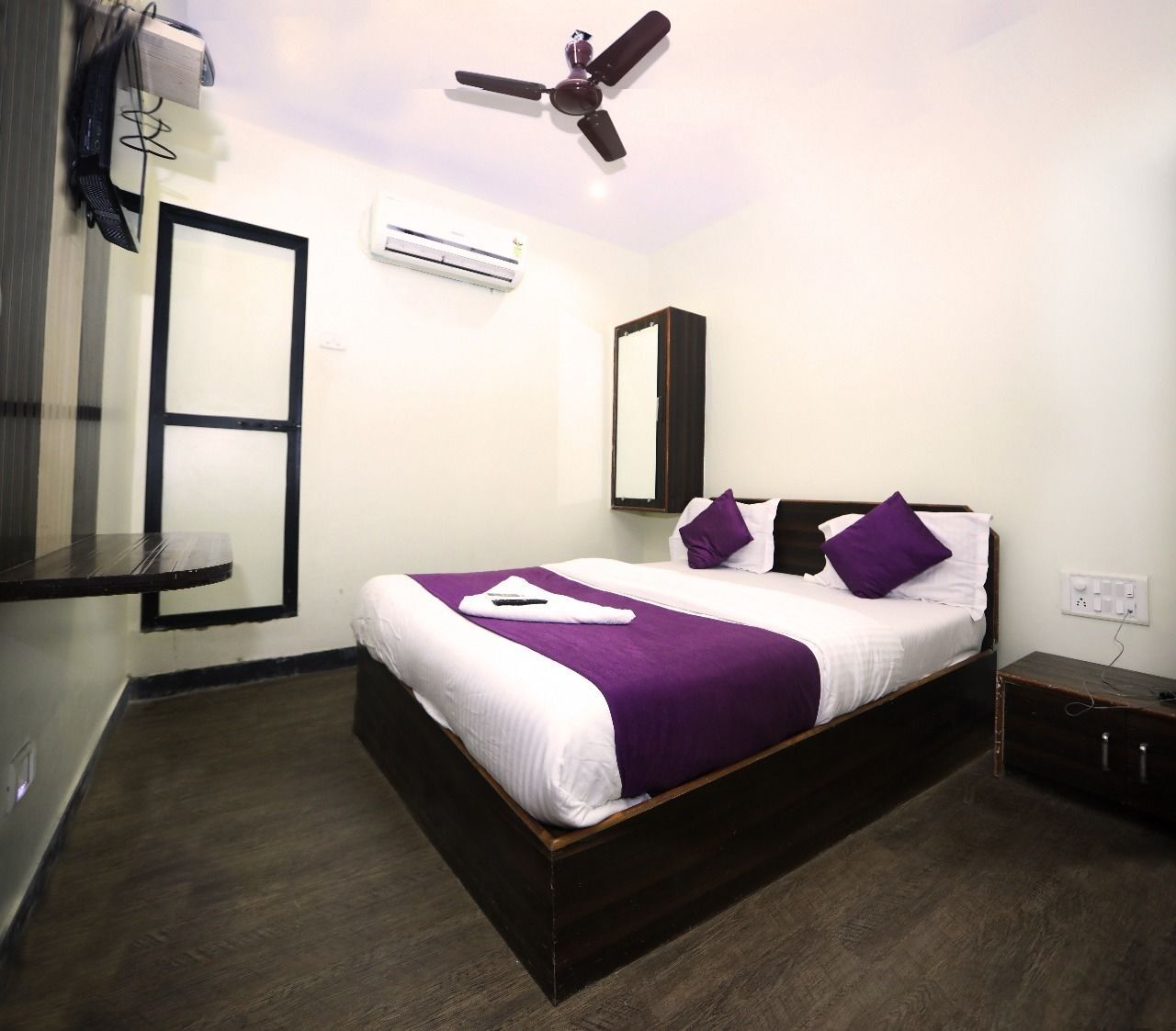 Fabexpress Fortune Inn Colaba. Mandve Exterior photo